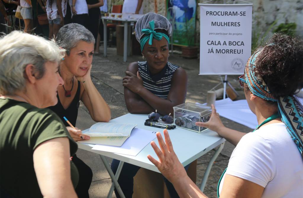 cala-boca-ja-morreu-ana-teixeira Mulheres colaboram para o trabalho