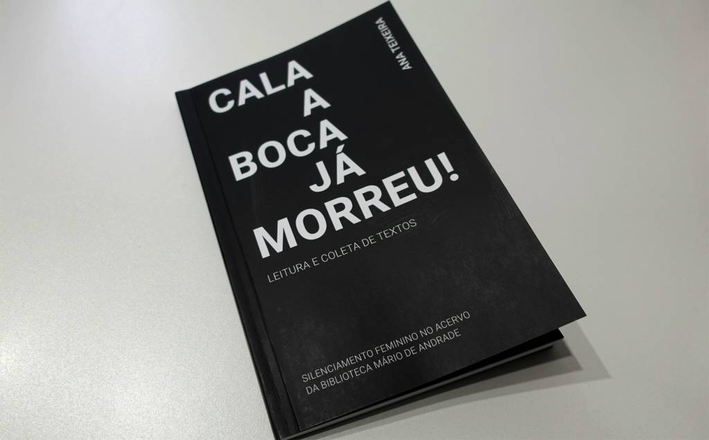 cala-boca-ja-morreu-ana Fotografia do livro fruto de um exercício de escuta que envolveu 101 mulheres, que responderam à pergunta: “O que você não quer mais calar?”