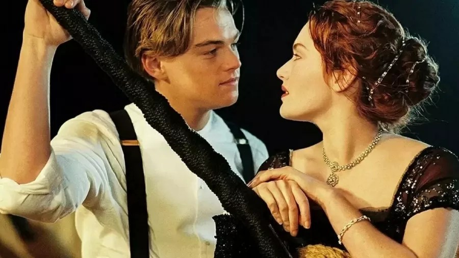 Imagem dos personagens Jack e Rose, do filme Titanic, de 1997