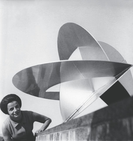 Lygia-Clark Lygia-Clark