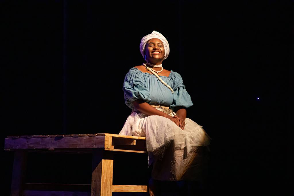 Adaptação de “O Cortiço”, “Bertoleza” faz curta temporada no Paulo Eiró