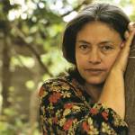 100 livros essenciais: “Bagagem” é fenômeno poético de Adélia Prado