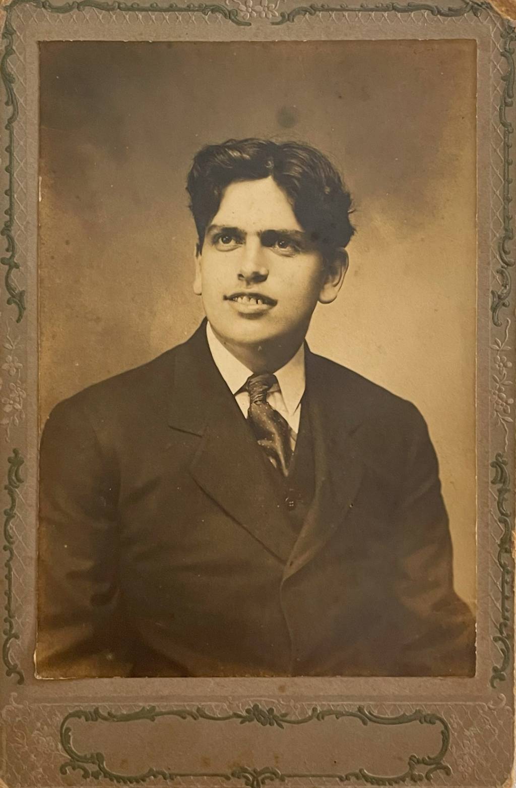 07OswaldSemDataColMariliaDeAndradeFotoAutoriaDesconhecida oswald-de-andrade-poeta-modernista-modernismo-pau-brasil-manifesto-escritor-ocupação-itau