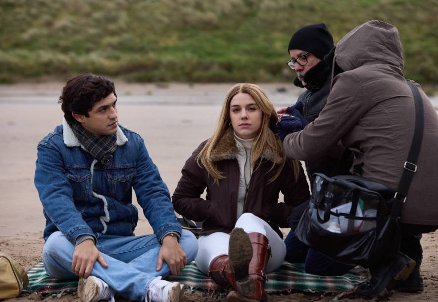 Gabriel Leone (Ayrton Senna) e Alice Wegmann (Lilian)