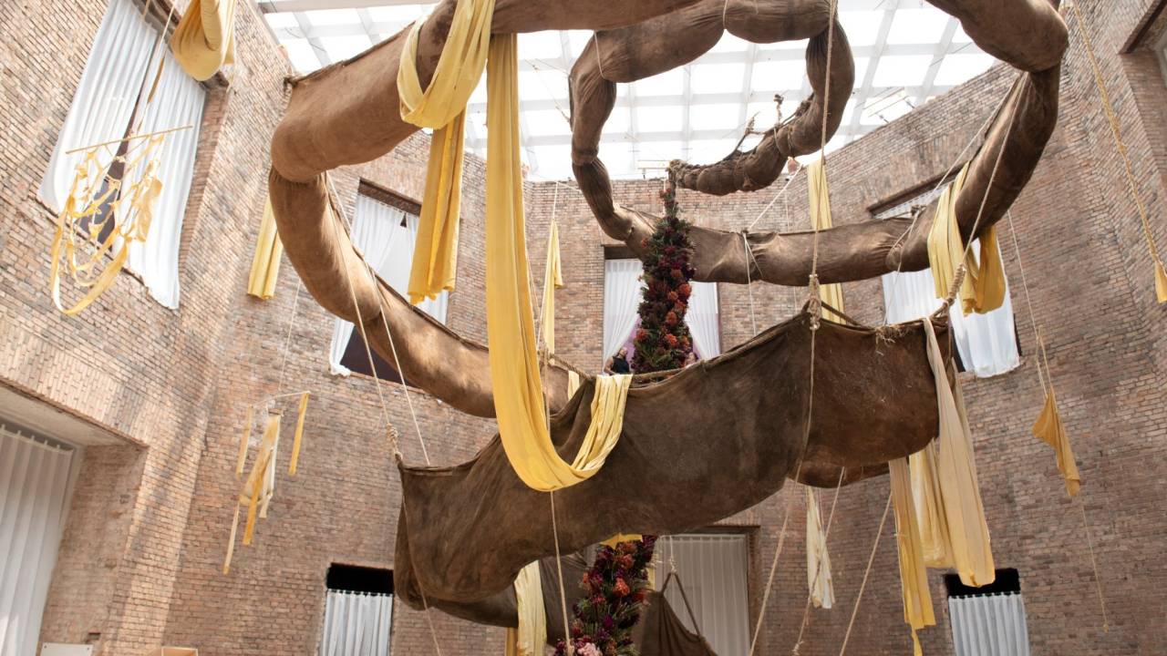 deixar-ir-pinacoteca-octogono-luz-120-anos-instalacao-arte-moderna-sao paulo