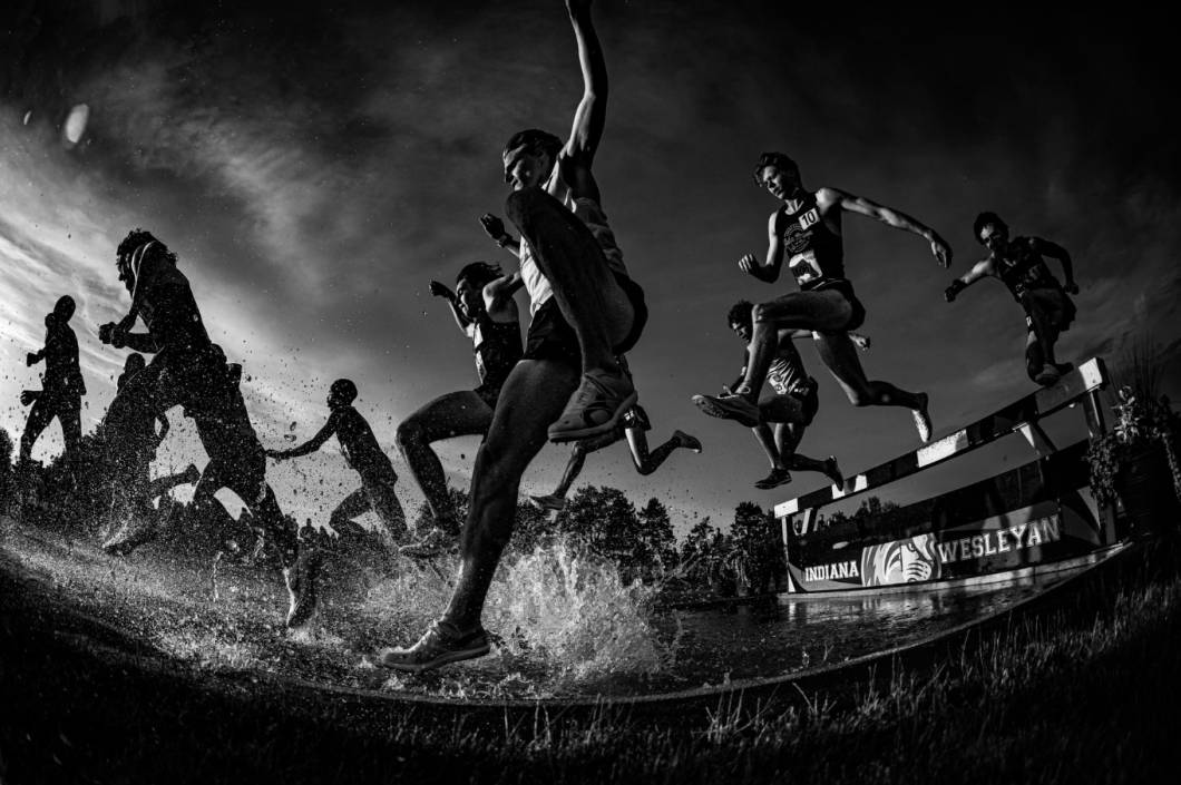 Categoria atletismo-bronze- Steeplechase at Storms Twilight. Categoria atletismo-bronze- Steeplechase at Storms Twilight.