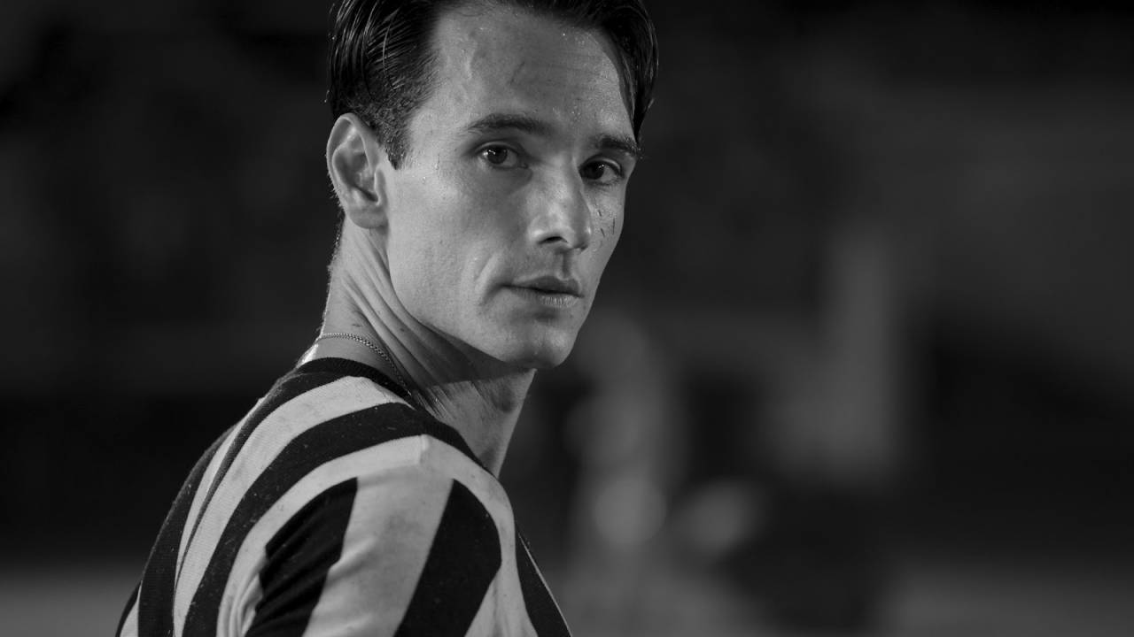 rodrigo-santoro-heleno-jogador-futebol-filme-critica-caca-diegues-botafogo-manicomio