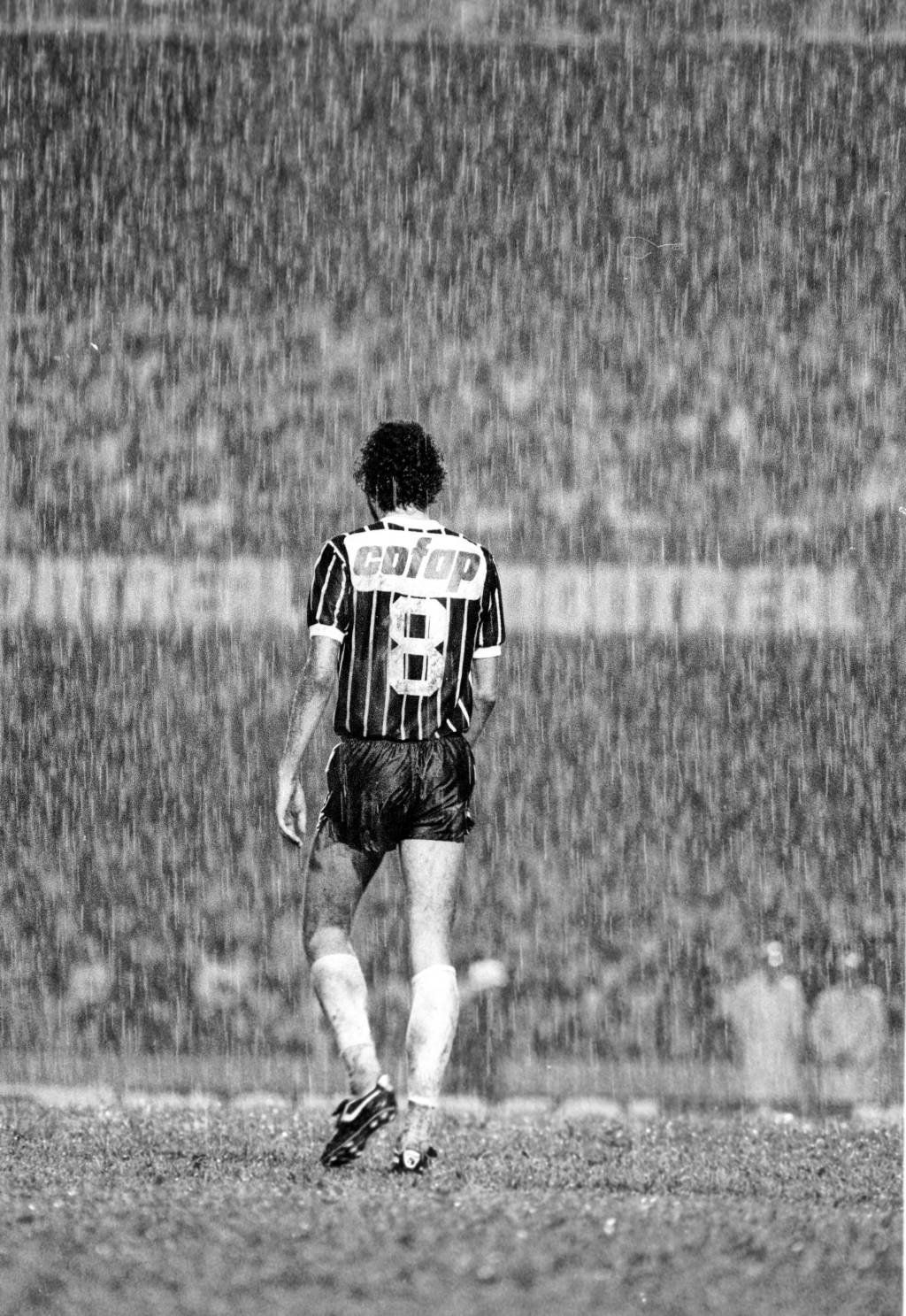 socrates-corinthians socrates-jogador-futebol-corinthians-walter-salles
