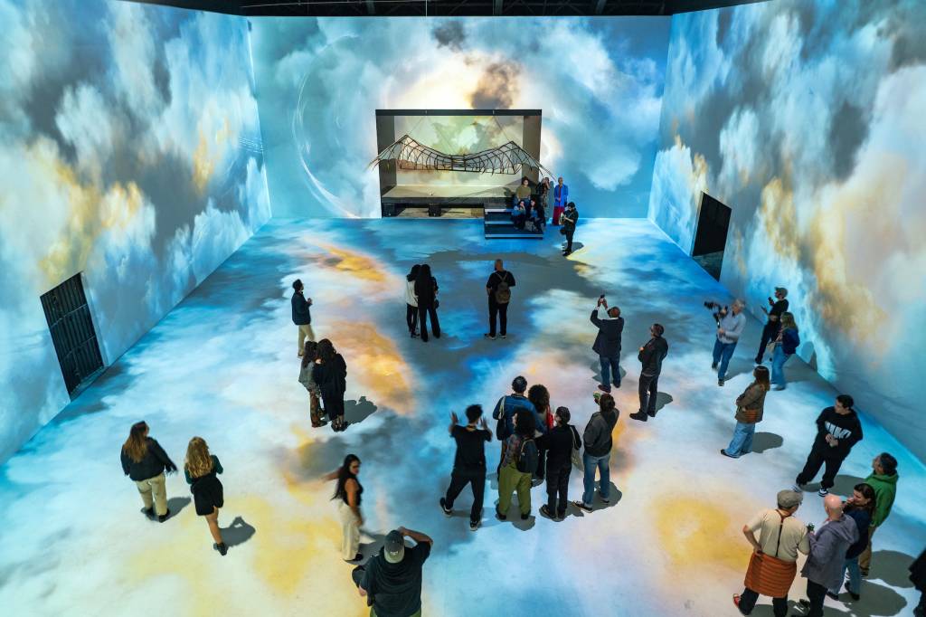 Visual Farm Gymnasium visualfarm-gymnasium-exposiccao-imersiva-projecao-cinema-leonardo-da-vinci
