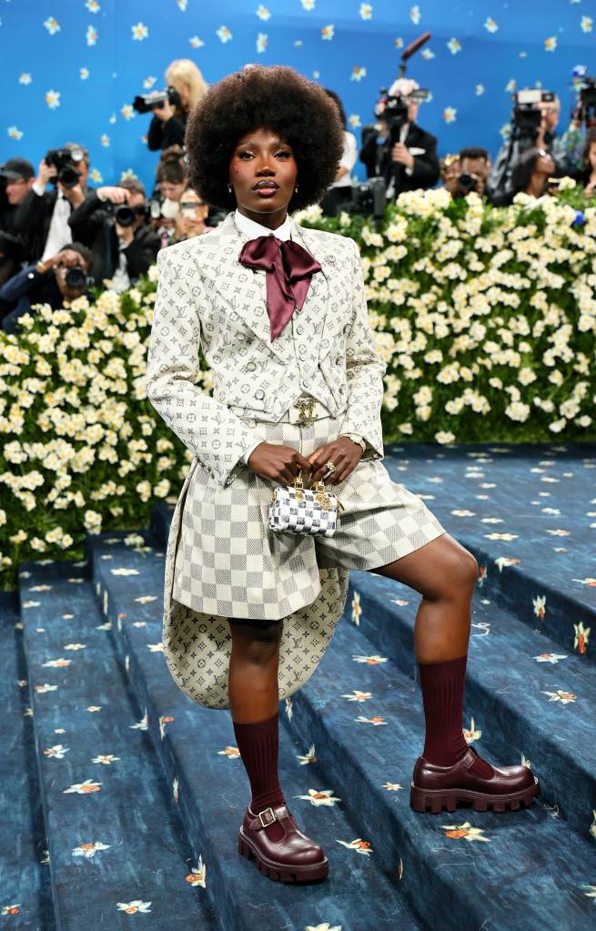 Rapper Doechii no Met Gala 2025 Celebrating “Superfine: Tailoring Black Style” – Arrivals rapper-doechii-met-2025-louis-vuitton