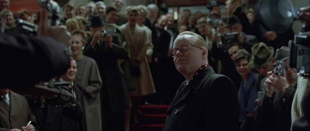 Philip Seymour Hoffman in Capote (2005) capote-truman-phillip-seymour-hoffman-in-cold-blood-sangue-frio-true-crime