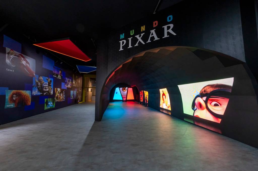 mundo-pixar-toy-story-vida-inseto-carros-filmes-desenho-crianca-exposicao