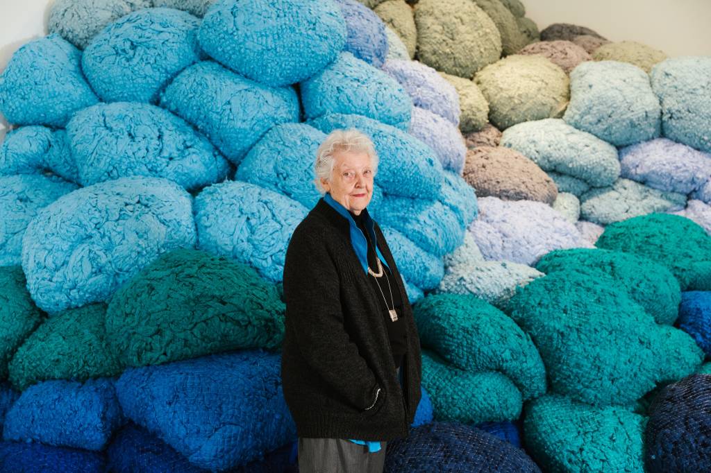 sheila-hicks