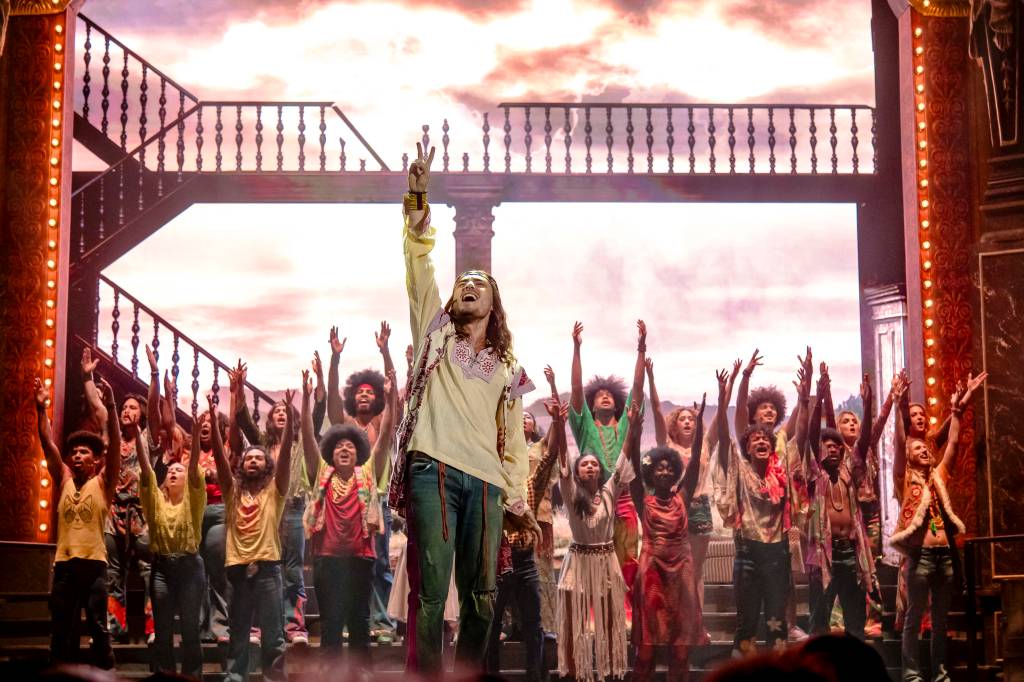 Hair: clássico dos anos 1960 sobre liberdade e contestação chega a São Paulo