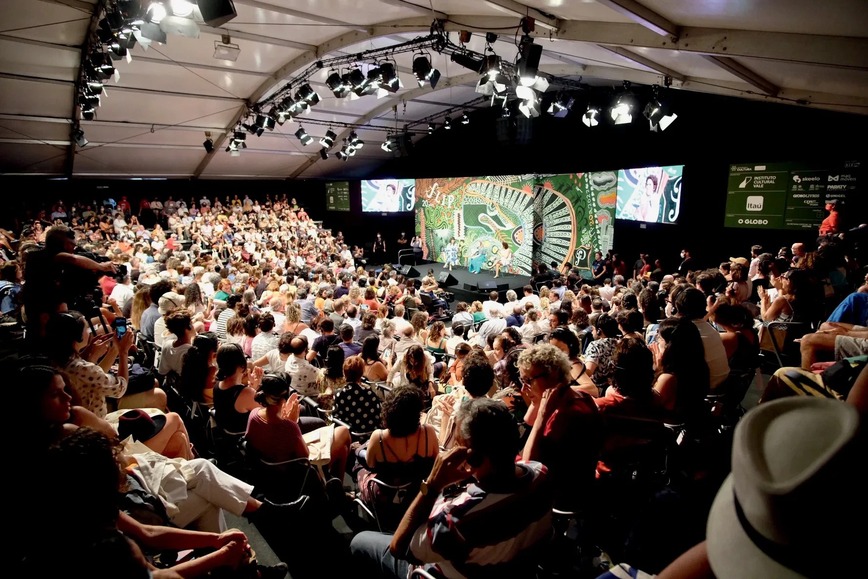 Flip 2026: 7 debates abordados no evento literário que você precisa acompanhar